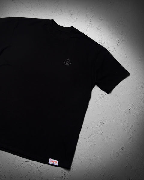 LEGENDS BASKETBALL BRAND TEE TRIPLEBLACK