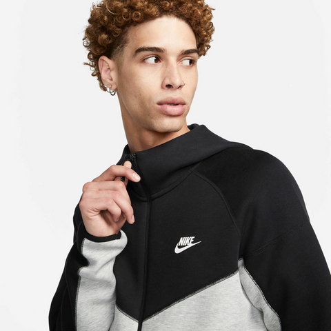 NIKE SPORTSWEAR TECH FLEECE WINDRUNNER
