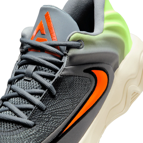 NIKE GIANNIS IMMORTALITY 4