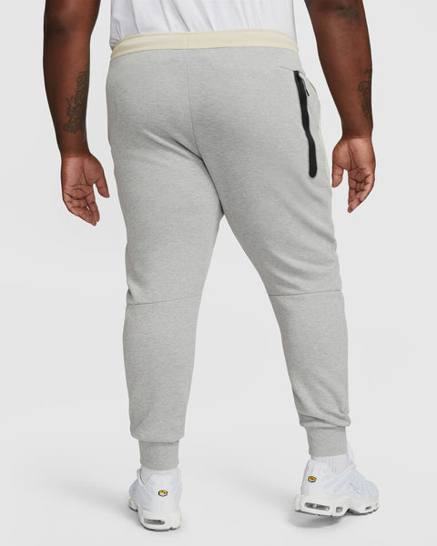 NIKE SPORT TECH FLEECE JOGGER