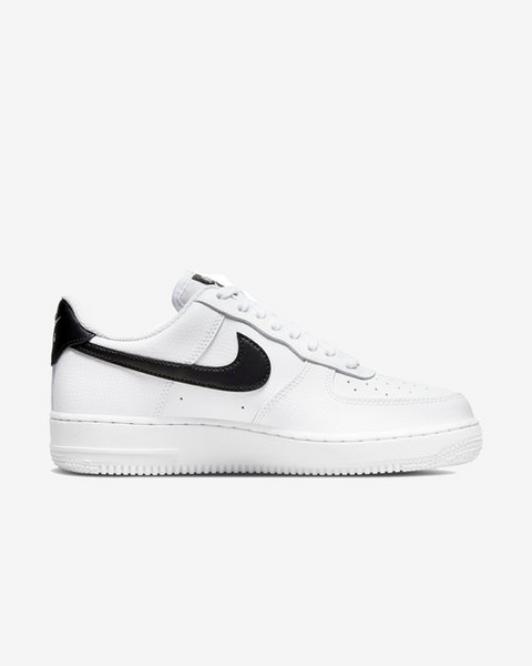 NIKE AIR FORCE 1 07 (W)