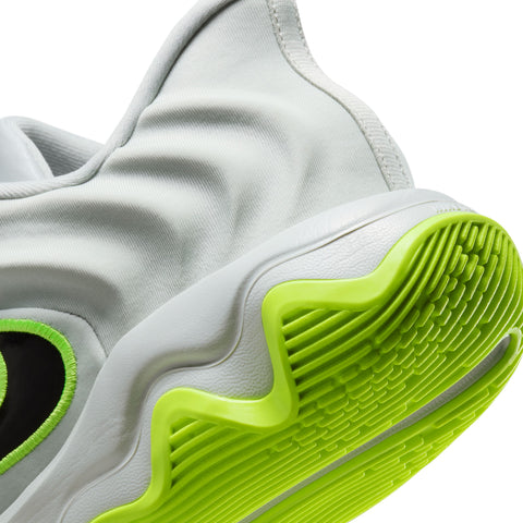 NIKE GIANNIS IMMORTALITY 4
