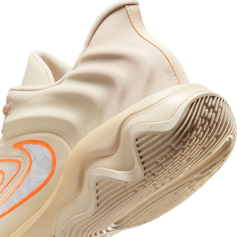 NIKE GIANNIS IMMORTALITY 4 - LIGHT KHAKI -