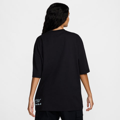 NIKE SPORTSWEAR DANCE BLACK OVERSIZED T-SHIRT (W)