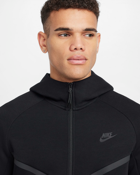 NIKE TECHFULL-ZIP WINDRUNNER