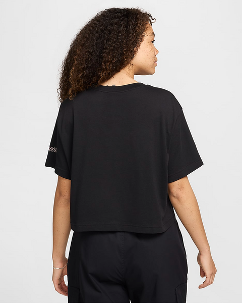 NIKE LOOSE SHORT-SLEEVE CROPPED T-SHIRT (W)