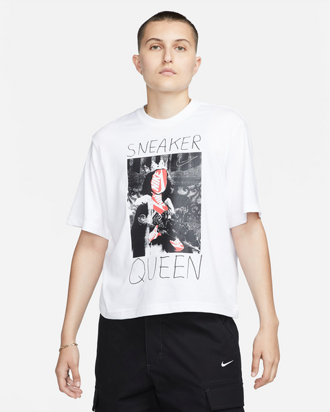 NIKE BOXY T-SHIRT